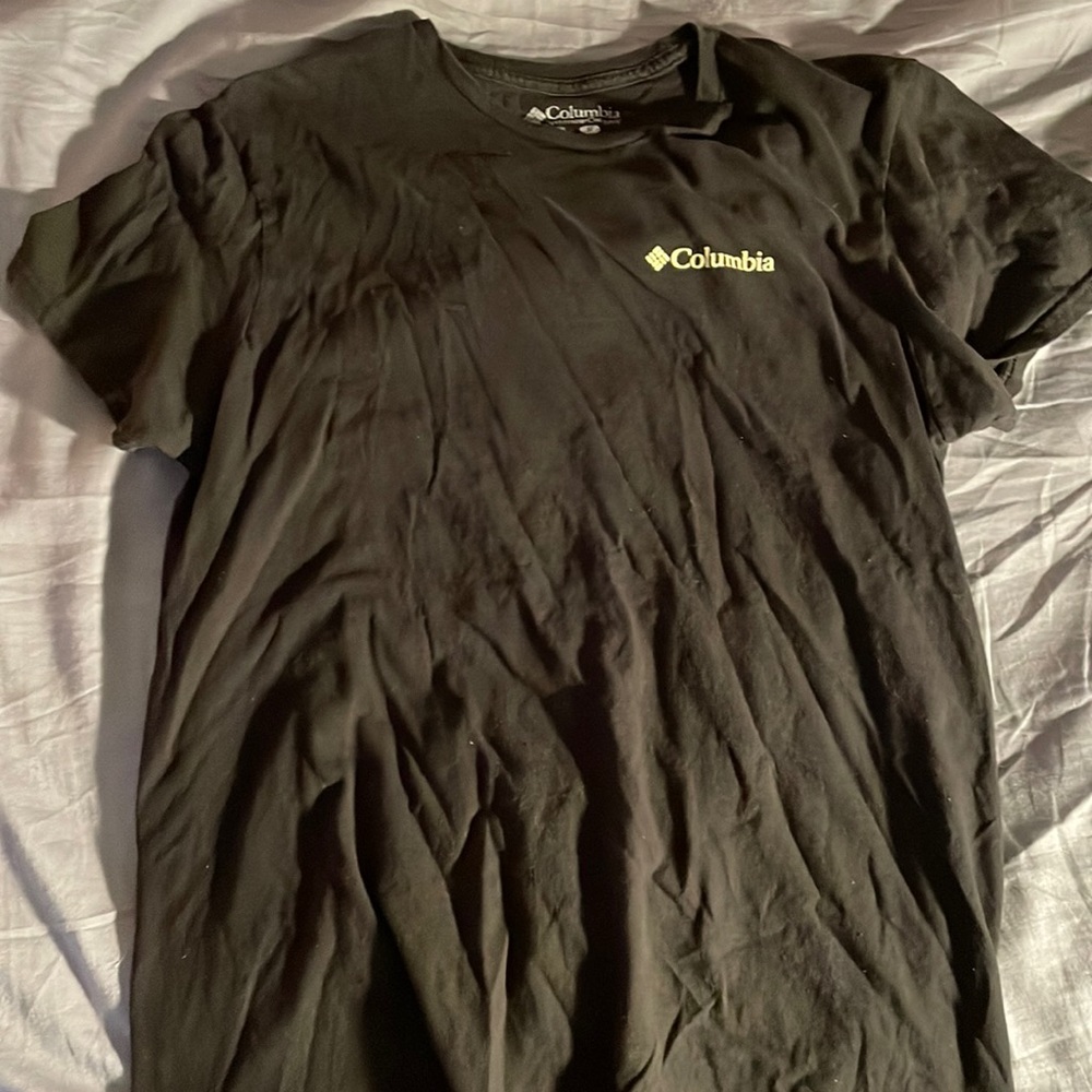 Size Medium Columbia outdoors wear tee